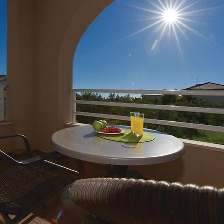 Gorgeous Apartment In Vodice With Kitchen المظهر الخارجي الصورة