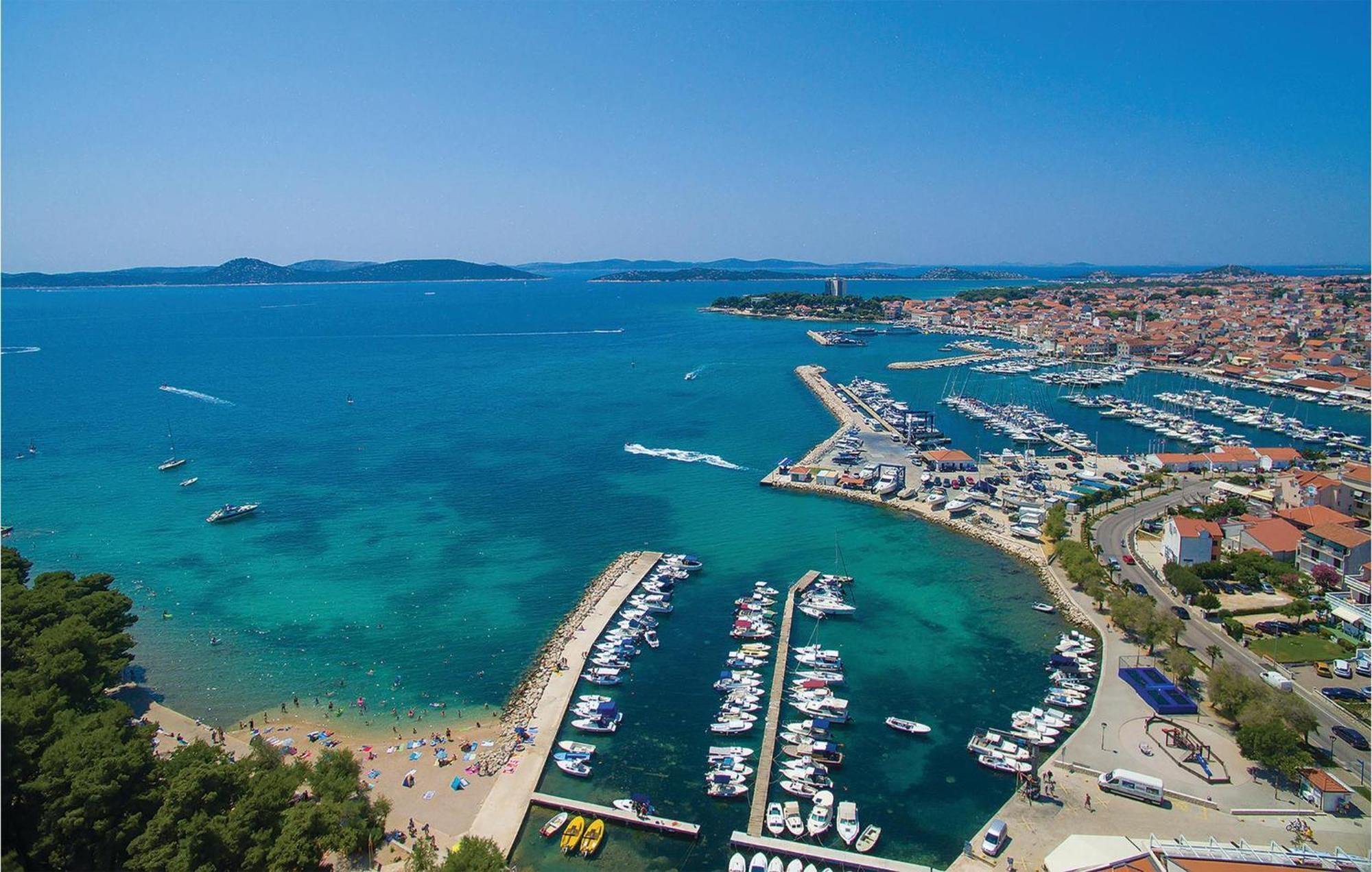 Gorgeous Apartment In Vodice With Kitchen المظهر الخارجي الصورة