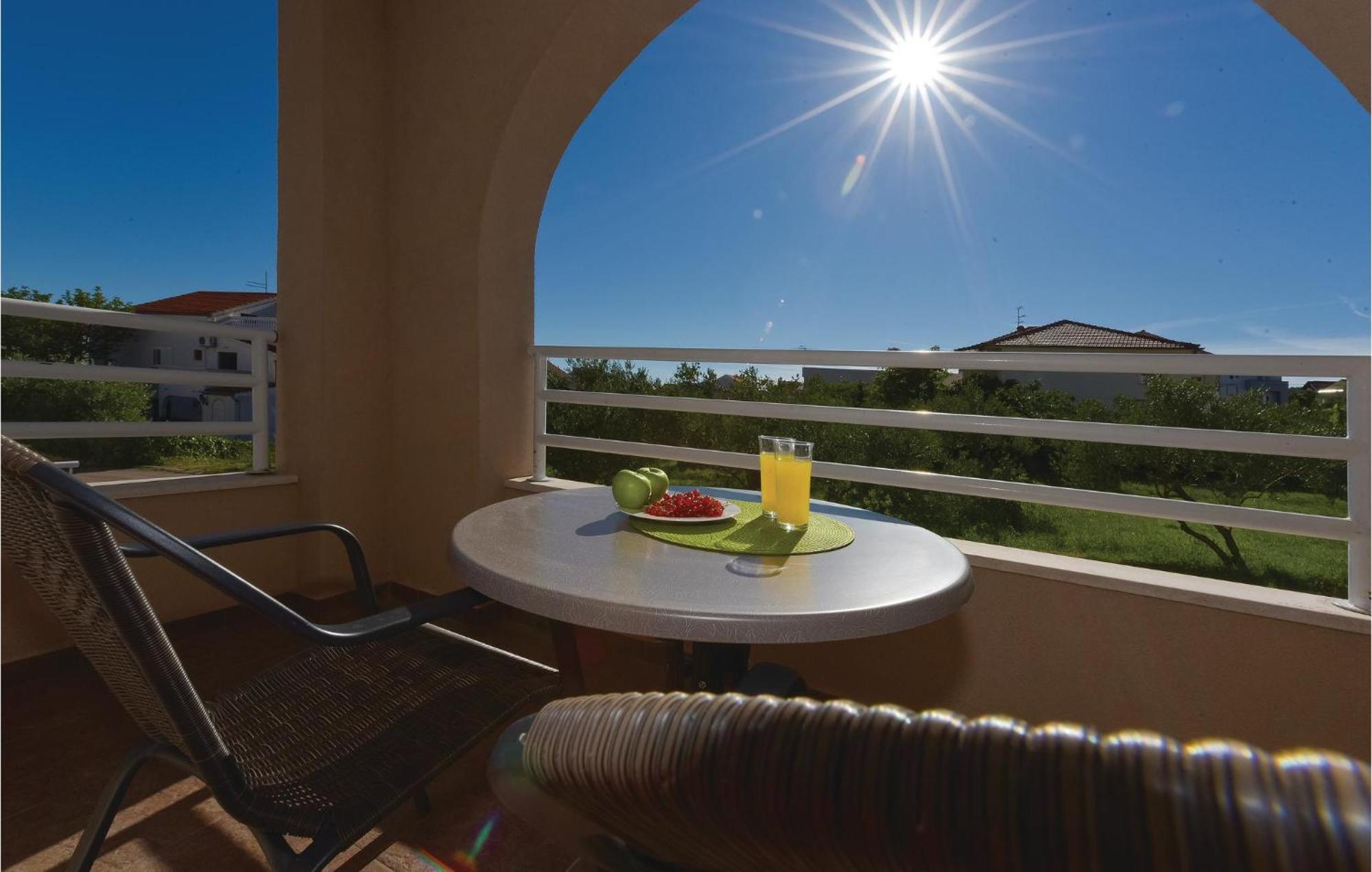Gorgeous Apartment In Vodice With Kitchen المظهر الخارجي الصورة